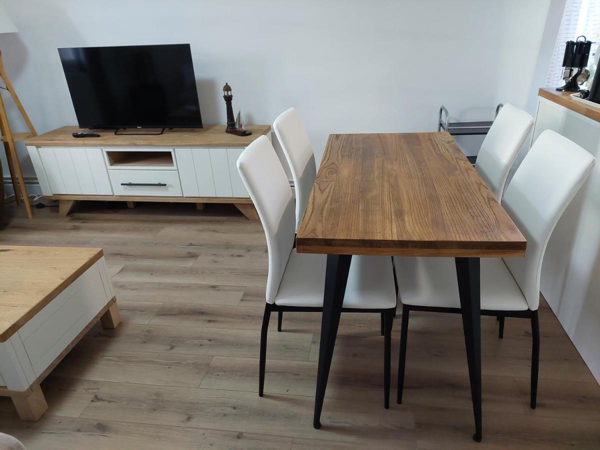 Au Gre Des Marees 2 Appartement Face A La Mer 2Eme Etage Ault Eksteriør billede