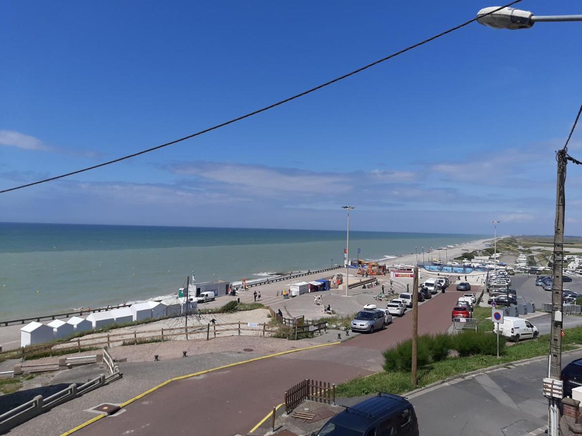 Au Gre Des Marees 2 Appartement Face A La Mer 2Eme Etage Ault Eksteriør billede