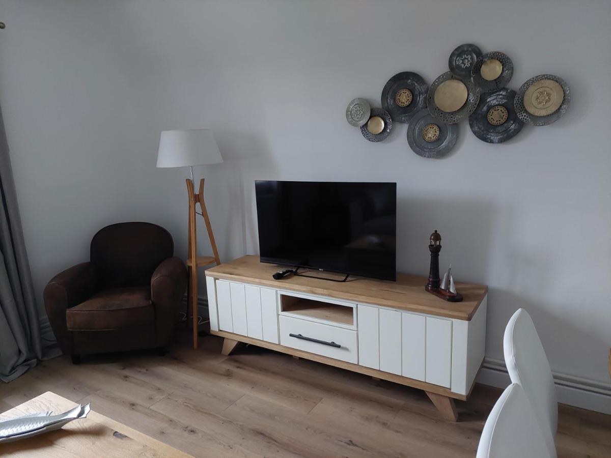 Au Gre Des Marees 2 Appartement Face A La Mer 2Eme Etage Ault Eksteriør billede