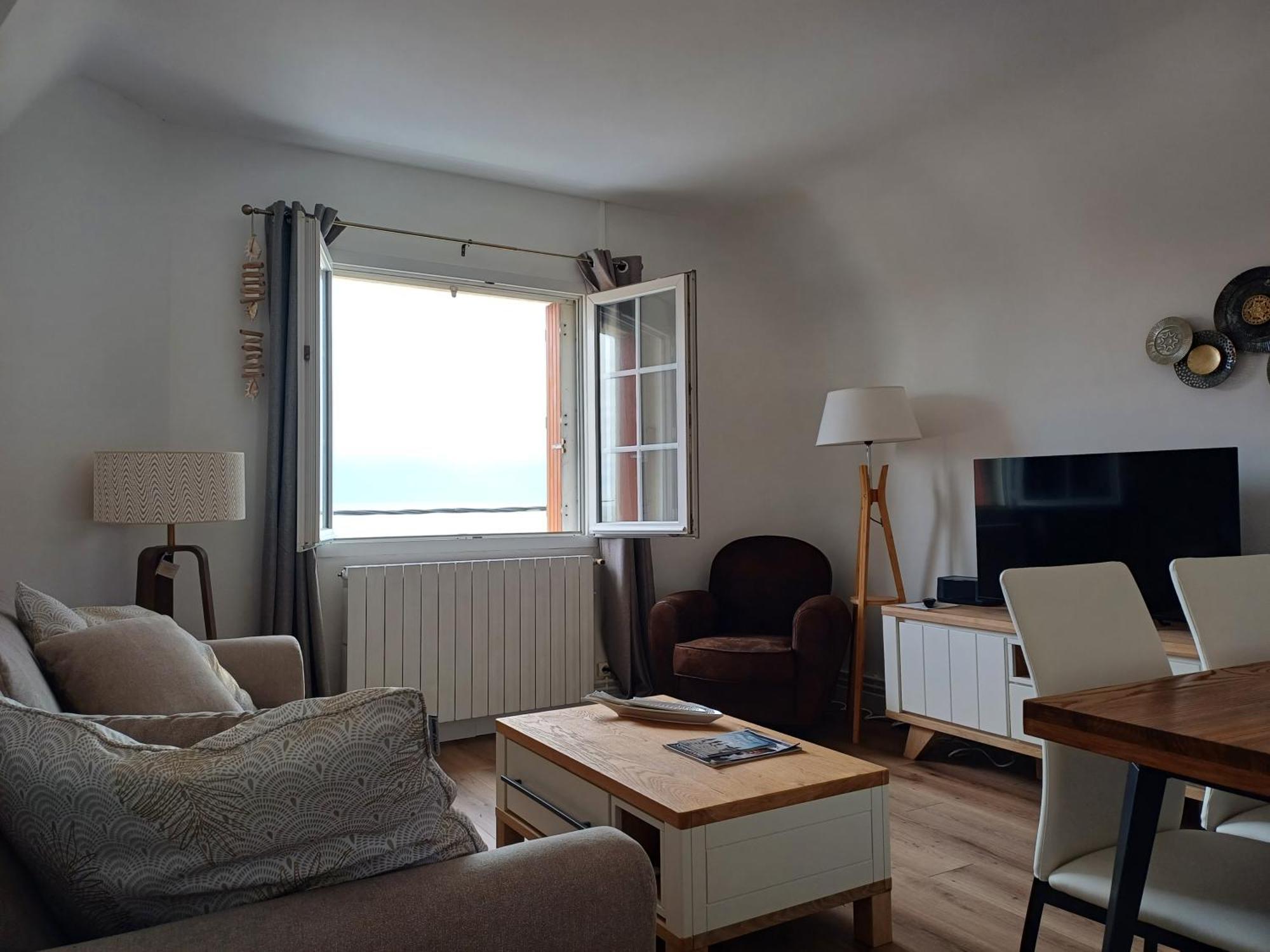 Au Gre Des Marees 2 Appartement Face A La Mer 2Eme Etage Ault Eksteriør billede